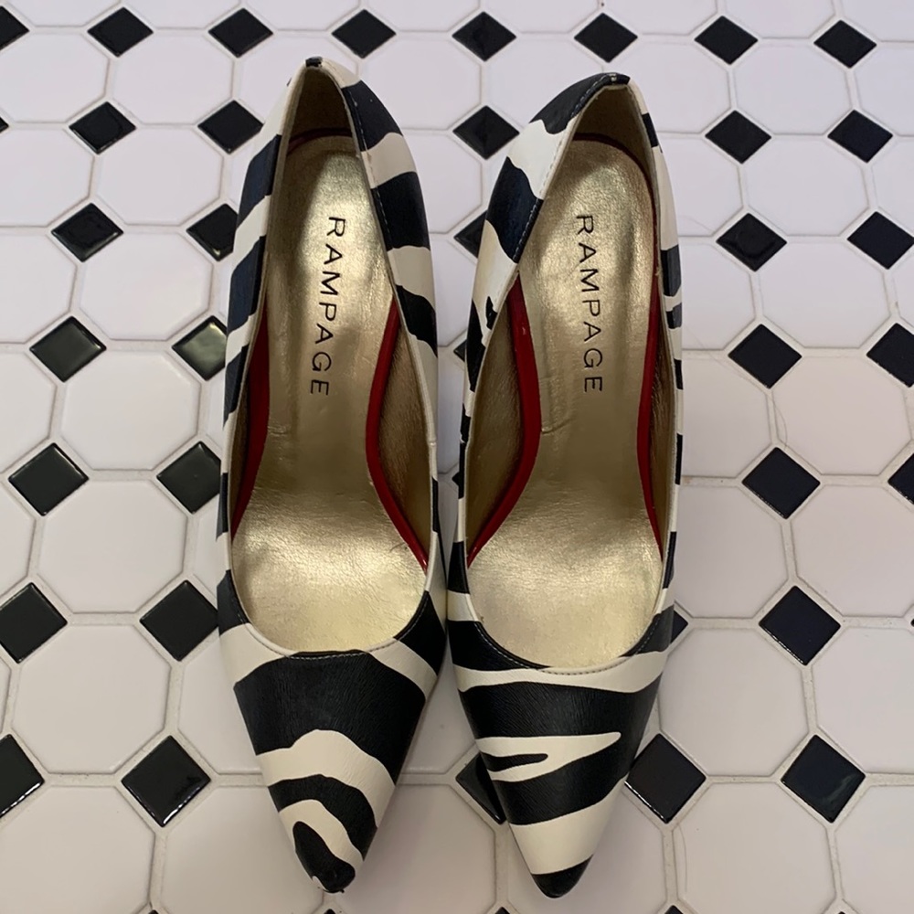 New Rampage Zebra high heels with red patent leather stiletto heals, size 8 1/2